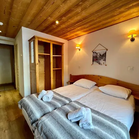 Lealex Apartment